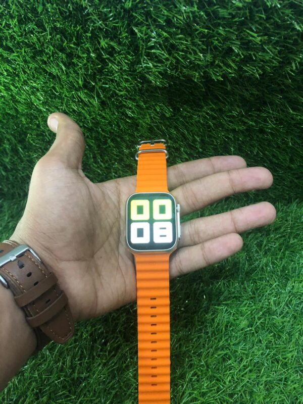 i16 Ultra Smart Watch Series 8 Smartwatch with Game - Image 2